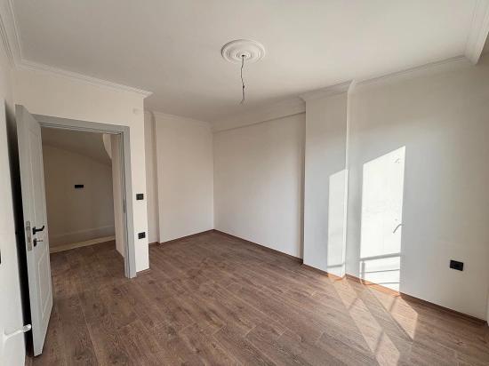 Brandneue 2+1-villa Zum Verkauf In Wunderschöner Lage In Seferihisar Doğanbey Payamlı
