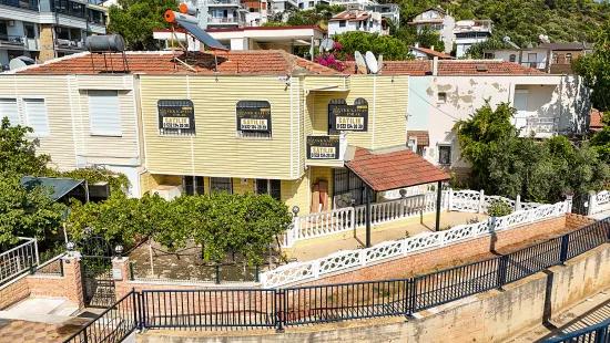 In İzmir Seferihisar Mersin Gebiet Viertel sehr nah am Meer 3+1 Villa zu verkaufen