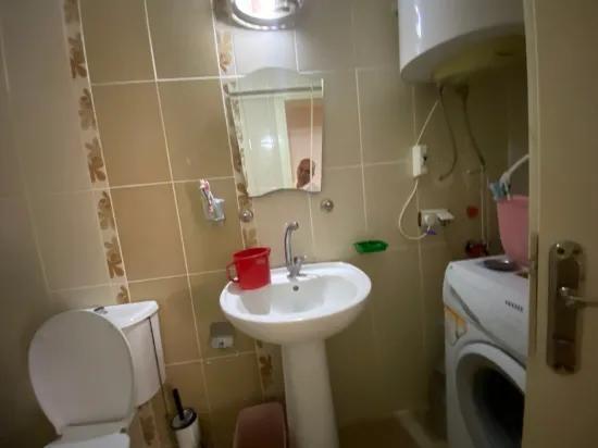 İzmir Seferihisar Im Viertel Mersin-gebiet geräumige 2+1 Wohnung mit Garten zu verkaufen