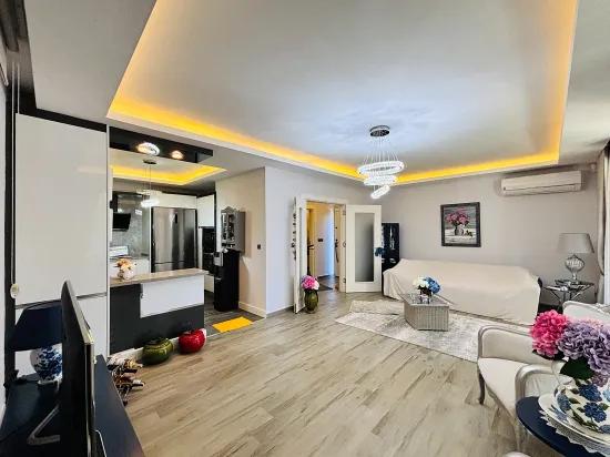 İzmir Seferihisar Im Viertel Cumhuriyet Innerhalb einer Wohnanlage mit Pool 3+1 Sommerhaus zum Verkauf