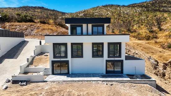 İzmir Seferihisar Im Atatürk-viertel 2+1 Meer mit Aussicht zu verkaufen Villa