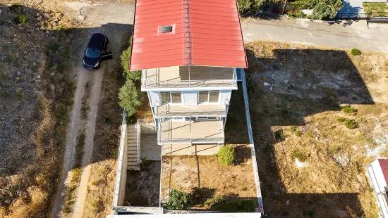 İzmir Seferihisar, In der Atatürk Nachbarschaft, mit Meerblick, 3+2, Einzelstehende Villa zu verkaufen