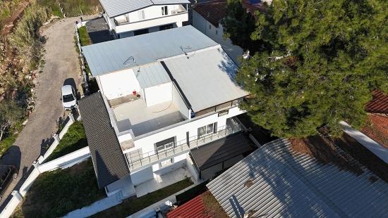 Neubau-Villa (2+1 Schlafzimmer, Lizenziert) Mit Garten In Seferihisar Payamlı Zu Verkaufen