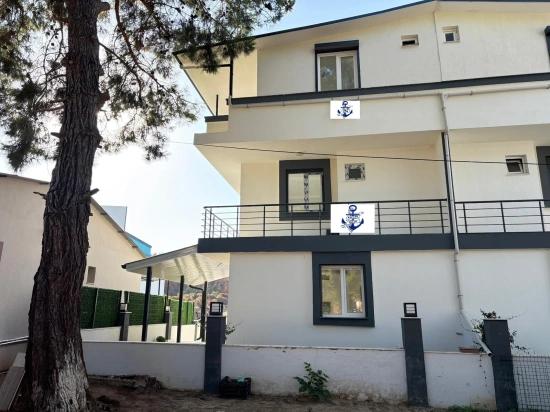 Neubau-Villa (2+1 Schlafzimmer, Lizenziert) Mit Garten In Seferihisar Payamlı Zu Verkaufen