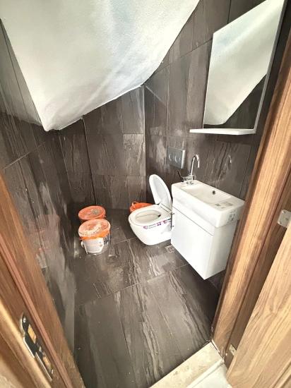 Brandneues 4+1-Zimmer-Triplexhaus In Menderes Özdere Zu Verkaufen, 50 M Vom Strand Entfernt, Mit Großem Garten