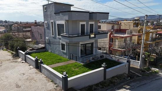 3+1 Freistehende Villa Zum Verkauf In İzmir Seferihisar Ürkmez, 1100 Meter Vom Meer Entfernt