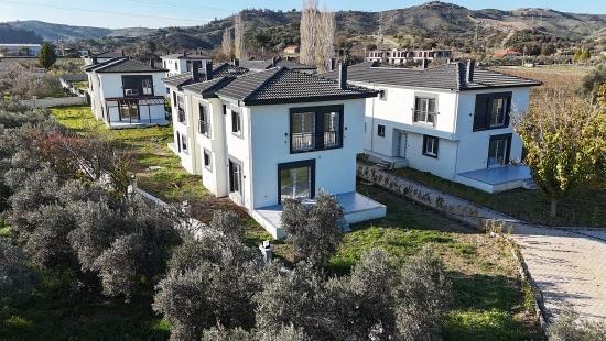 3+1-Maisonette-Villa In Einer Bewachten Wohnanlage Im Viertel Kavakdere, Seferihisar, Izmir