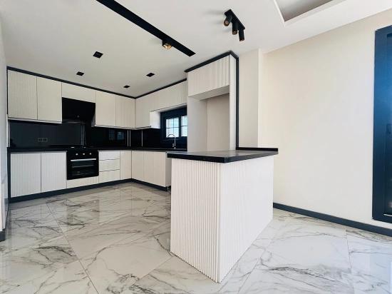Freistehende Maisonette-einzelvilla Mit Pool Im Stadtteil Düzce, Seferihisar, İzmir