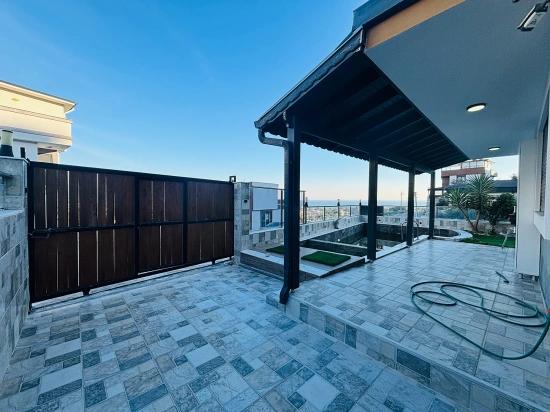 Gelegenheit! Möblierte 4+2-Zimmer-Villa Mit Meerblick Und Pool