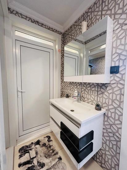 Gelegenheit Zum Wohnen Im Stadtteil Kavakdere, Seferihisar, Izmir!!!
