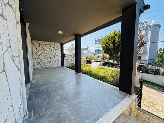 Meerblick, Erdgasbeheizt, 3+1 Doppelhaus-Sommervilla In Akarca, Seferihisar, Izmir