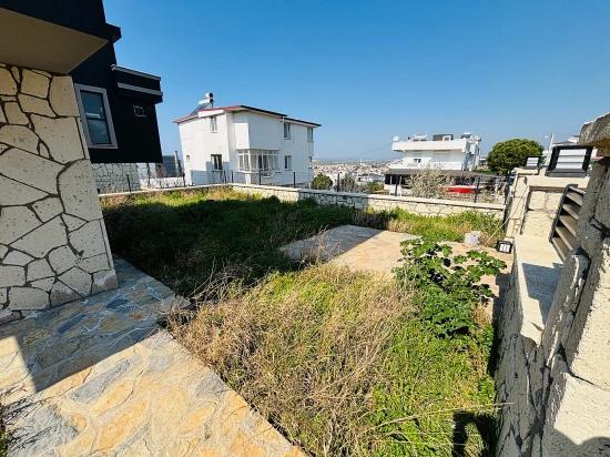 Meerblick, Erdgasheizung, Freistehendes 3+1-zimmer-sommerhaus Im Viertel Akarca, Seferihisar, Izmir.