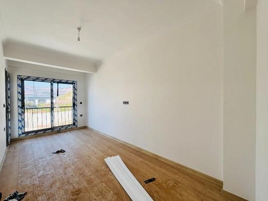 2+1 Villa Mit Garten Zum Verkauf Im Dorf Payamlı, Seferihisar, İzmir