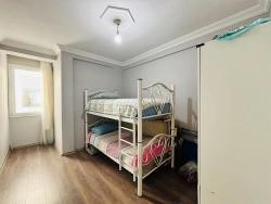 2+1-Zimmer-Wohnung Zum Verkauf In Bengiler, Seferihisar, Izmir, Im Marktzentrum, Nach Vorne Ausgerichtet, Mit Geschlossener Küche