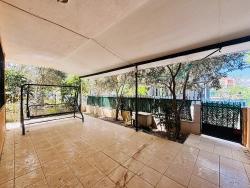 Erdgeschosswohnung (1+1) Mit Meerblick Im Stadtteil Bengiler, Seferihisar, Izmir Zu Verkaufen.