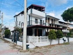 Freistehende Triplex-Sommervilla (4+1 Schlafzimmer) Am Meer In Bengiler, Seferihisar