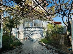 4+1 Triplex Mit Freistehendem Parkplatz Und Garten In Seferihisar Doğanbey