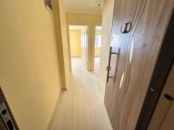 2+1-Zimmer-Wohnung Zum Verkauf In Seferihisar Ürkmez, Zentral Gelegen, 150 M Vom Strand Entfernt