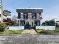 2+1 Villa Mit Großem Garten Zum Verkauf Im Viertel Atatürk, Seferihisar, İzmir