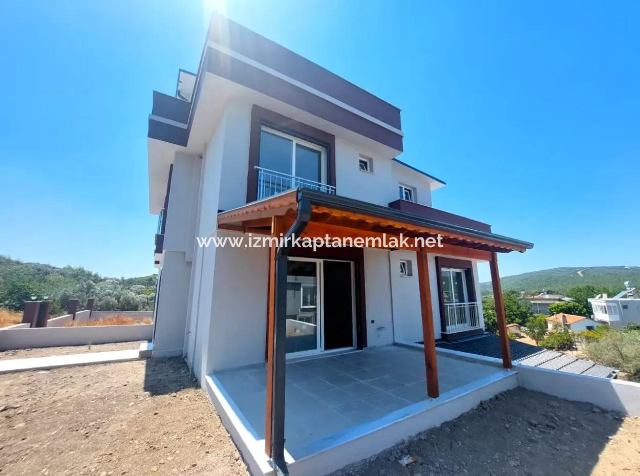 3 1 Triplex Sommervilla Zu Verkaufen In Izmir Seferihisar Payamli