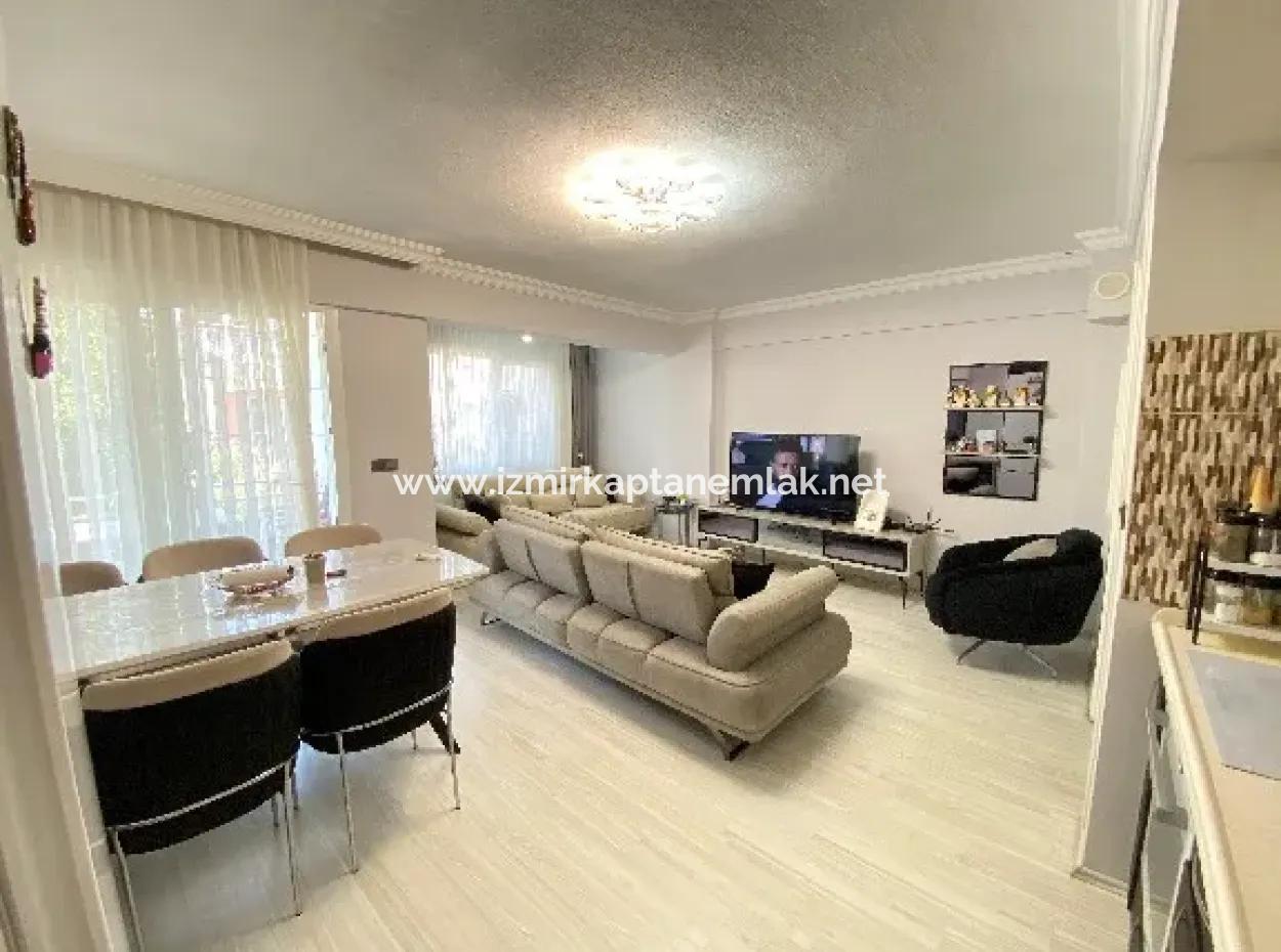 Ürkmez Bengilar Nützliche 2. Etage Sauber 2 1 Wohnung Zum Verkauf