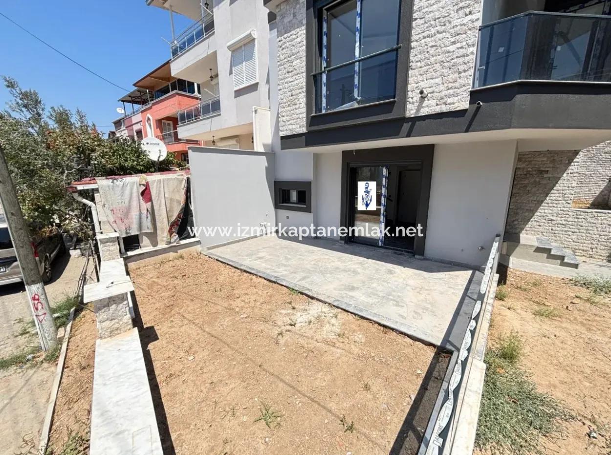 2 1 Villa Zum Verkauf Geeignet Für 500M Kredit Zum Strand In Ürkmez