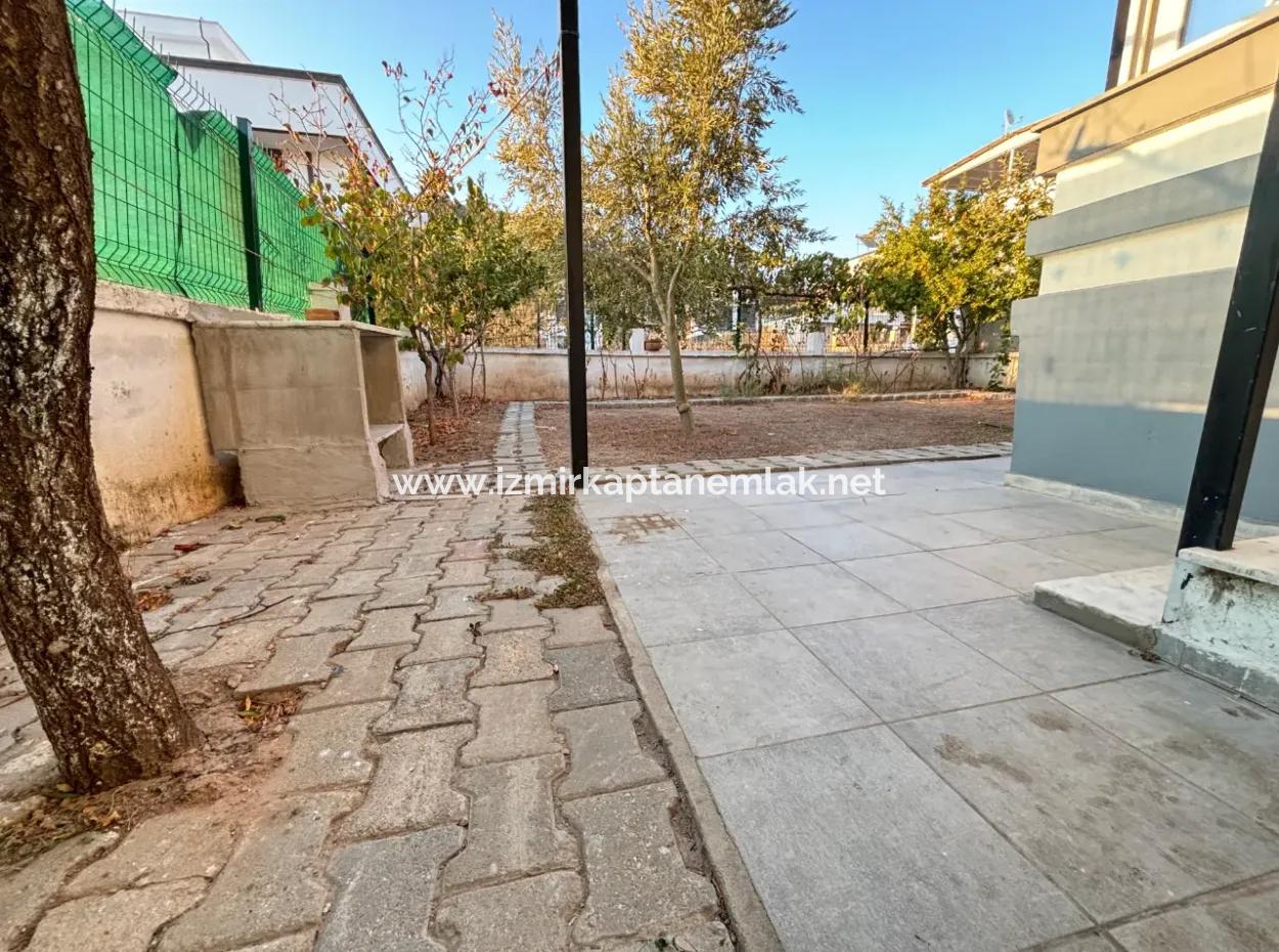 Freistehender Parkplatz Garten 4 1 Triplex Zum Verkauf In Doğanbey