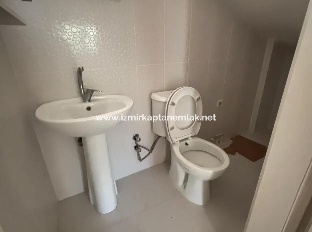 Freistehender Parkplatz Garten 4 1 Triplex Zum Verkauf In Doğanbey