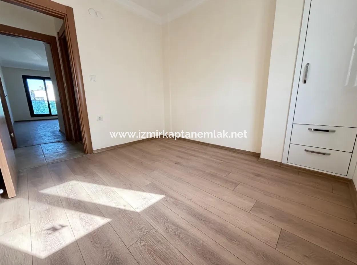 3 1 Villa Zum Verkauf In Doğanbey Mit 500 M Parkplatz Garten