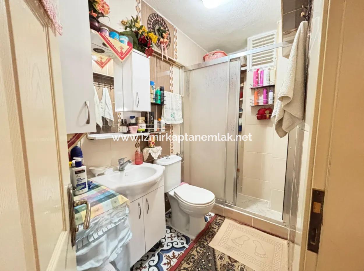 150 M Breite Gebaute 2 1 Wohnung Zum Verkauf Im Zentrum Von Ürkmez