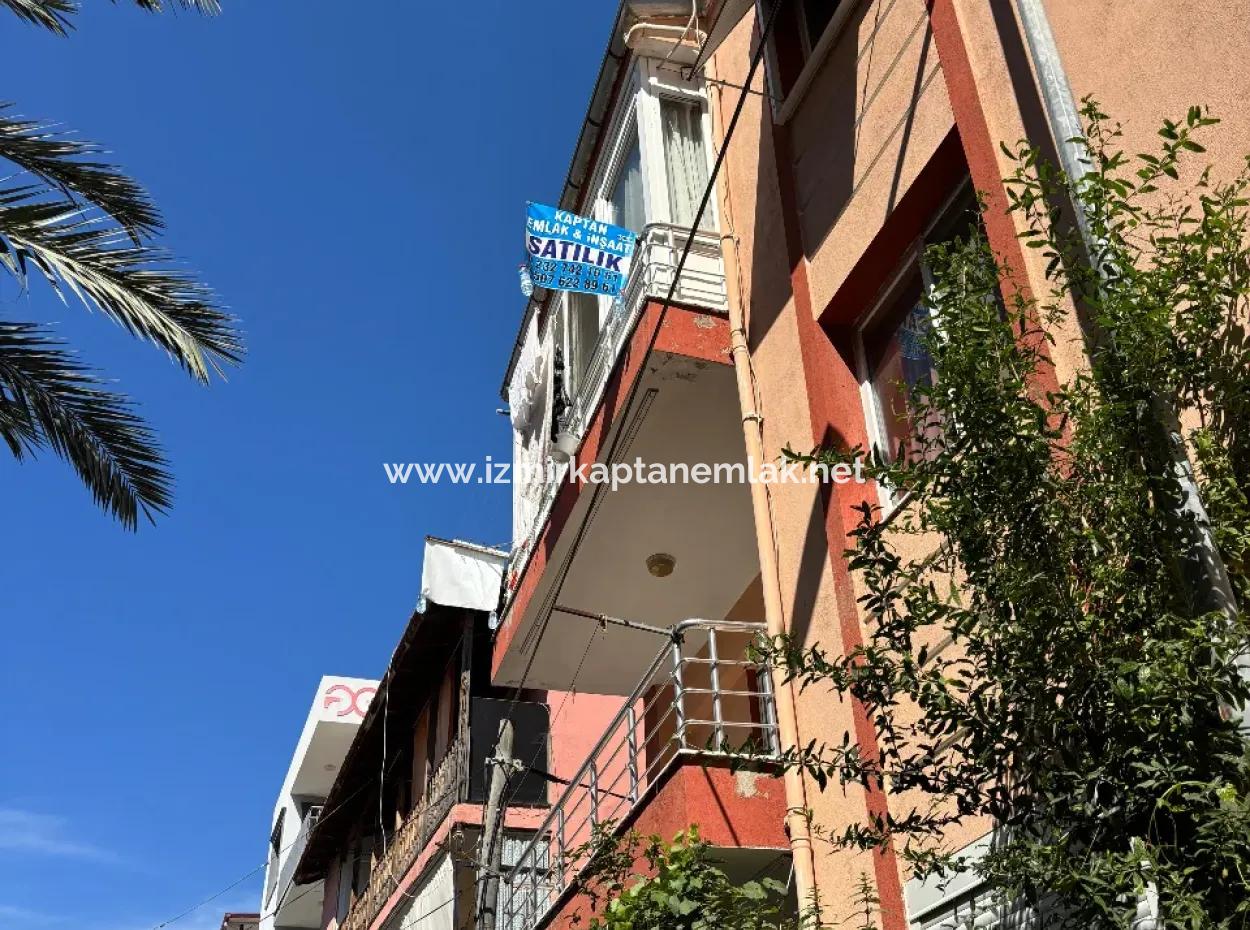 150 M Breite Gebaute 2 1 Wohnung Zum Verkauf Im Zentrum Von Ürkmez