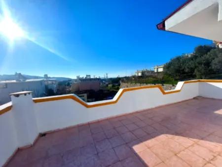 Doganbey 3 1 Villa Zu Verkaufen Mit Großem Garten Am Meer