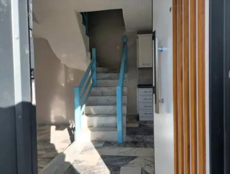 Doganbey 3 1 Villa Zu Verkaufen Mit Großem Garten Am Meer