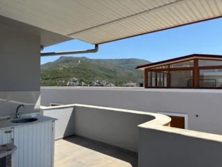 Izmir Seferihisar Mersinalani Mah.de 2 1 Geräumige Maisonette-Wohnung In Der Nähe Des Meeres
