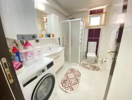Ürkmez Bengilar Nützliche 2. Etage Sauber 2 1 Wohnung Zum Verkauf