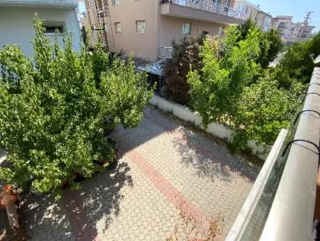 Ürkmez Bengilar Nützliche 2. Etage Sauber 2 1 Wohnung Zum Verkauf