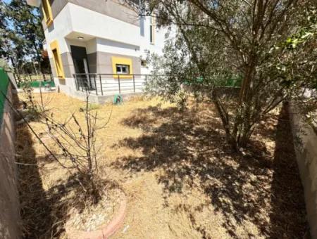 Geräumige 3 1 Villa Zum Verkauf Mit Großem Garten In Doganbey Cumhuriyet
