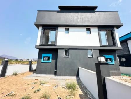 2 1 Villen Zum Verkauf Mit Grossem Garten Und Fussbodenheizung In Doğanbey Cumhuryet Mah