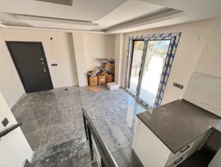 2 1 Villa Zum Verkauf Geeignet Für 500M Kredit Zum Strand In Ürkmez