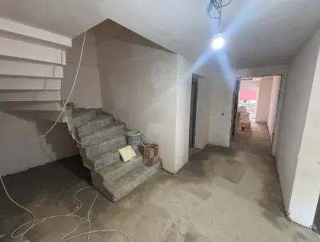 1 1 Wohnung Im Mittleren Stockwerk In Schöner Lage In Izmir Seferihisar Hidirlik