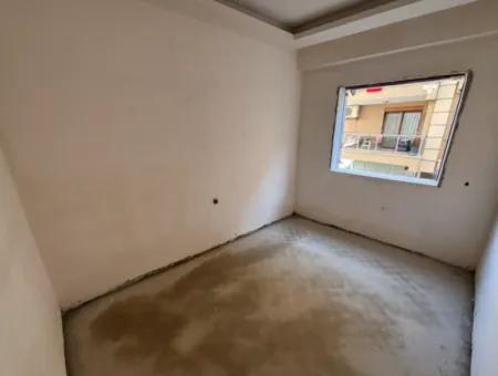 1 1 Wohnung Im Mittleren Stockwerk In Schöner Lage In Izmir Seferihisar Hidirlik