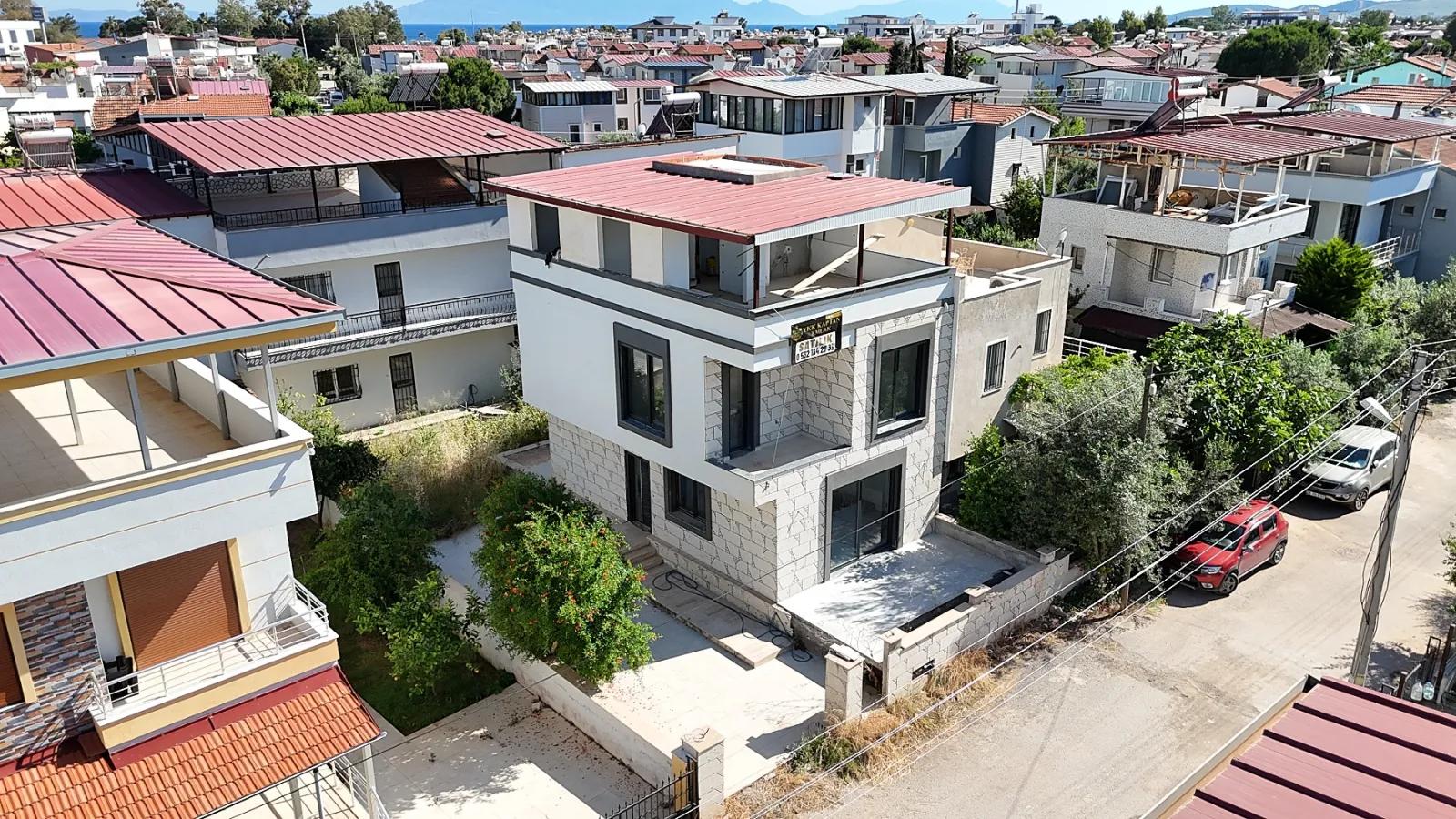 In İzmir Seferihisar Cumhuriyet Neighbourhood, A 5+1 Detached Villa For Sale