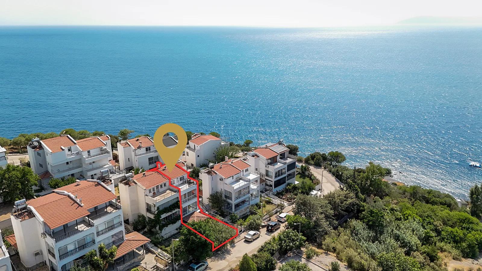 İzmir Seferihisar Tepecik Sunny City Site In full sea view 4+2 for sale villa