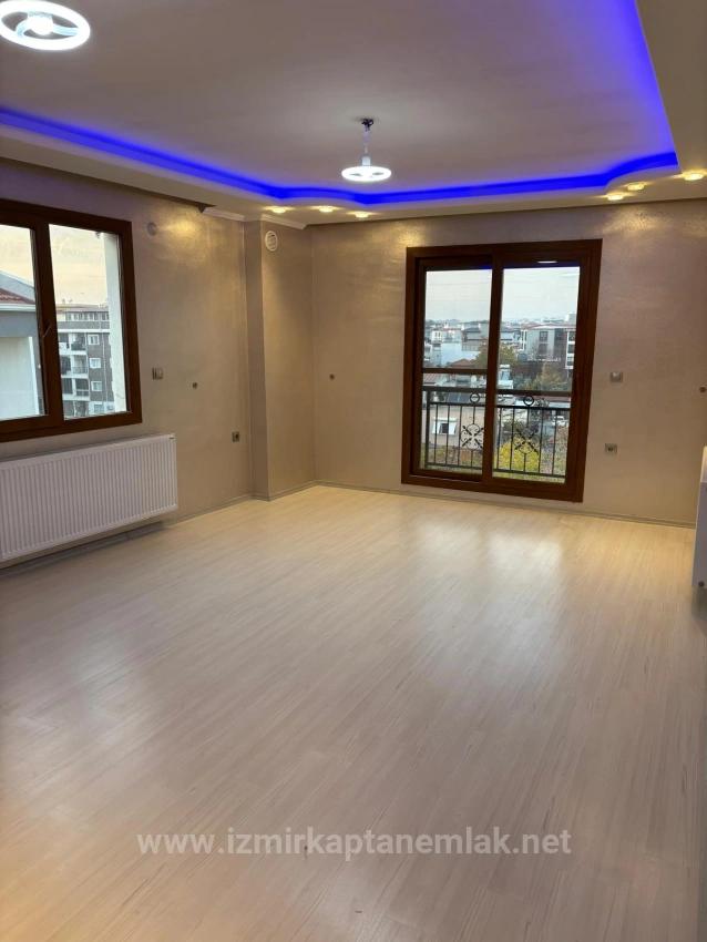 4+2 Duplex Apartment For Sale In Turabiye Neighborhood, Seferihisar, Izmir