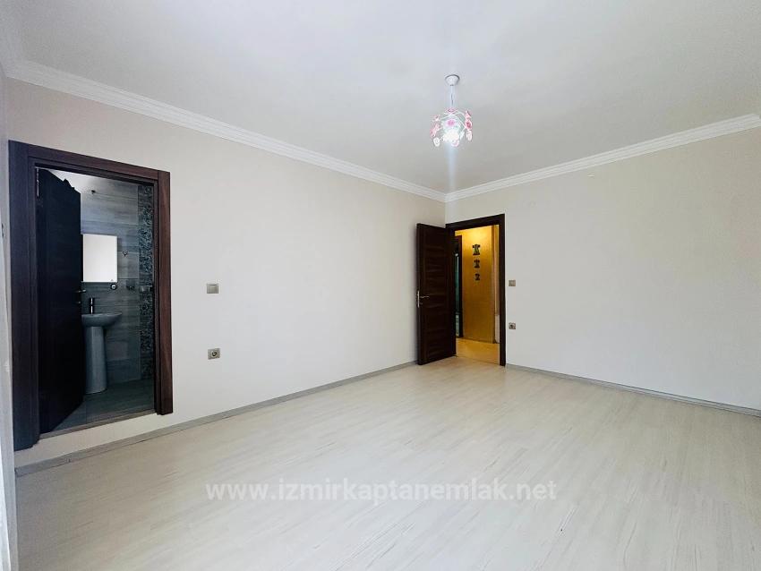 4+2 Duplex Apartment For Sale In Turabiye Neighborhood, Seferihisar, Izmir