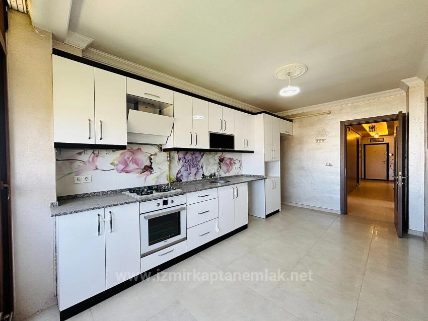 4+2 Duplex Apartment For Sale In Turabiye Neighborhood, Seferihisar, Izmir