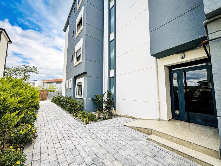 Located In A Gated Community With A Swimming Pool And Security Cameras In Çolakibrahim Bey Neighborhood, Seferihisar, İzmir.