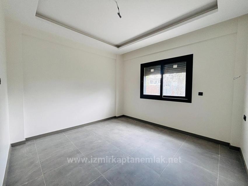 Located In A Gated Community With A Swimming Pool And Security Cameras In Çolakibrahim Bey Neighborhood, Seferihisar, İzmir.