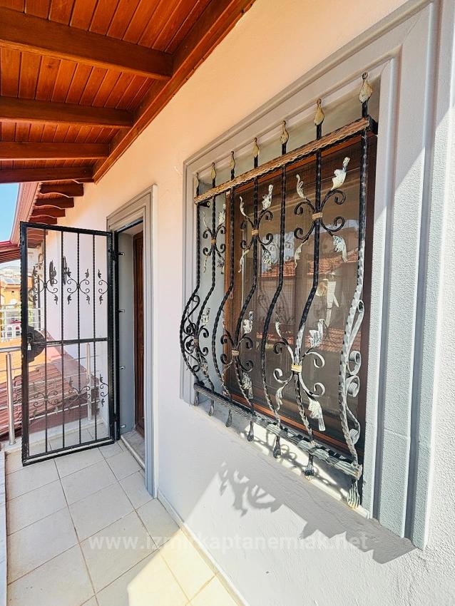 3+1 Villa For Sale In Payamlı Neighborhood, Seferihisar, İzmir, 200M From The Sea, With A Large Garden