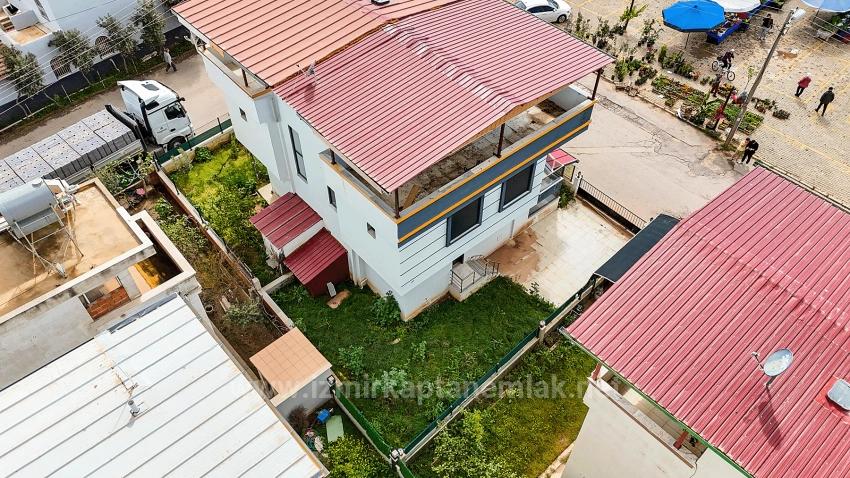 Centrally Located 3+1 Villa With Garden In Payamlı Neighborhood, Seferihisar, İzmir.